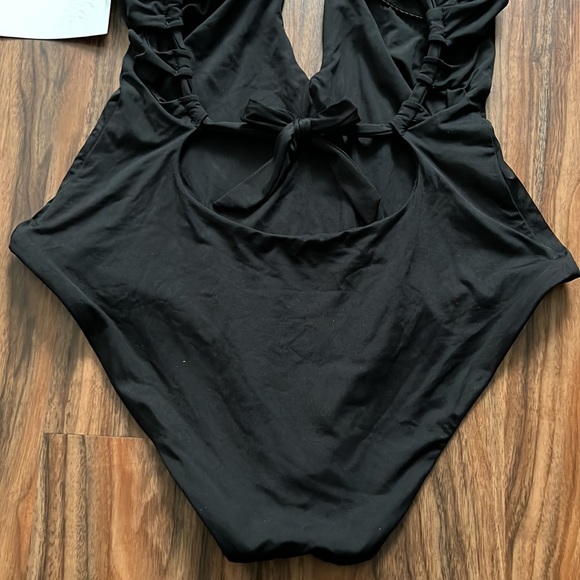 Becca Split Strap One Piece - Picture 13 of 15